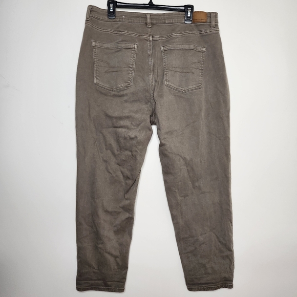 American Eagle AEO Stretch Solid Grey Wash Straight Leg Mom Jeans Plus Size 18 - Picture 3 of 5